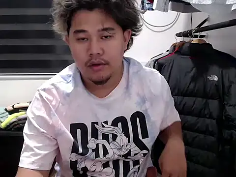 Snapshot of tastylicious_John19 chatting on 12/04/25, 12:03 tastylicious John19 online show from 12/04/25, 12:03