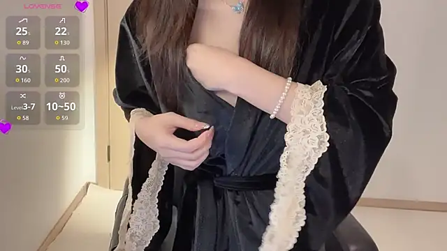 Seraphina-se online show from 12/04/25, 04:27