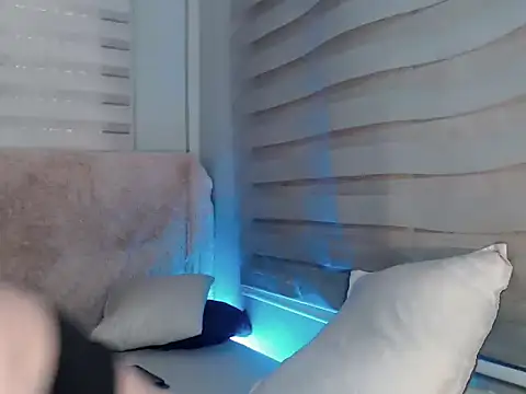 Snapshot of dilf_hunterx chatting on 10/08/25, 11:30 dilf hunterx online show from 10/08/25, 11:30