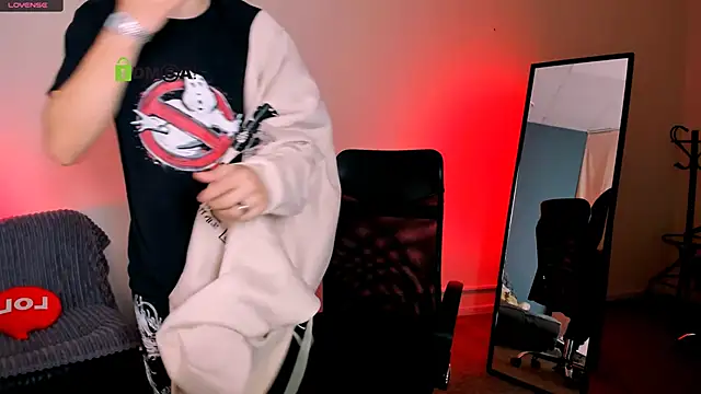 lucas long  online show from 09/28/25, 06:46