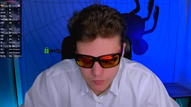 lucas long  online show from 10/28/25, 09:46