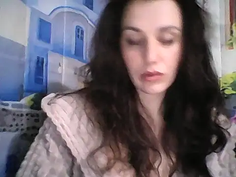 Snapshot of Qinini chatting on 02/07/26, 09:07 Qinini online show from 02/07/26, 09:07
