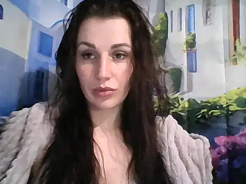 Snapshot of Qinini chatting on 02/25/26, 08:18 Qinini online show from 02/25/26, 08:18