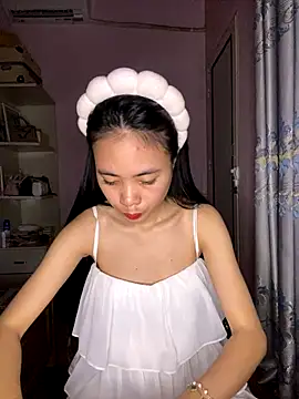 Dau-Tayy online show from 09/15/25, 03:23