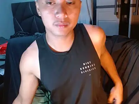 Snapshot of urbigcock_andrie chatting on 03/16/26, 02:10 urbigcock andrie online show from 03/16/26, 02:10