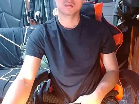 Snapshot of urbigcock_andrie chatting on 03/23/26, 09:08 urbigcock andrie online show from 03/23/26, 09:08