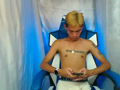 riks tyler online show from 11/11/25, 05:24