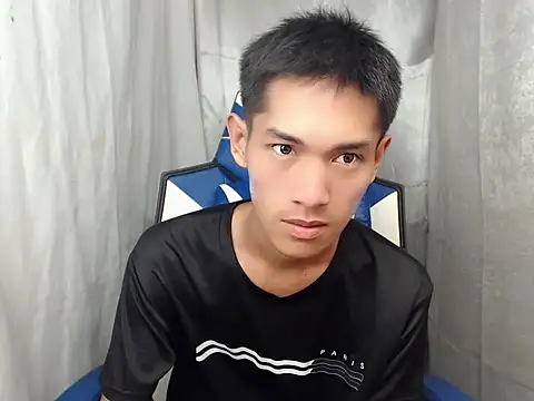 Snapshot of riks_tyler chatting on 06/07/26, 06:22 riks tyler online show from 06/07/26, 06:22
