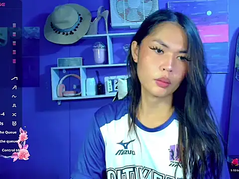 urgirljane online show from 05/26/26, 09:38