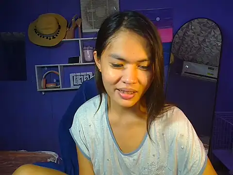 Snapshot of urgirljane chatting on 06/14/26, 01:14 urgirljane online show from 06/14/26, 01:14