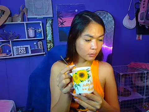 Snapshot of urgirljane chatting on 06/24/26, 01:37 urgirljane online show from 06/24/26, 01:37