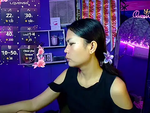 Snapshot of urgirljane chatting on 07/10/26, 09:23 urgirljane online show from 07/10/26, 09:23