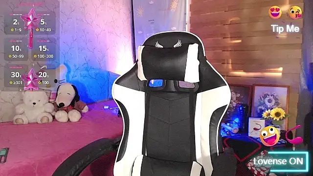 TssluttyNikka online show from 04/09/26, 07:47