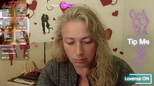 sofiacurvy 45 online show from 09/08/25, 07:46