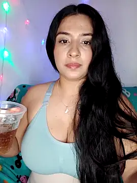 VALENTINA ROUSE  online show from 03/22/26, 09:29