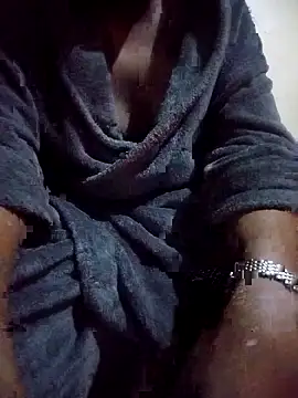 OnlyMoneyIwanT online show from 04/18/26, 02:59