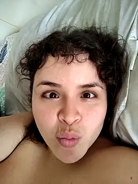 SeleneLuminari8 online show from 02/03/26, 05:40