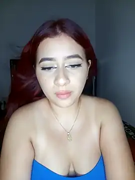 Snapshot of Chloe_Sky_love chatting on 10/05/25, 01:48 Chloe Sky love online show from 10/05/25, 01:48