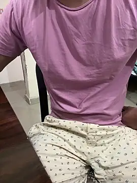 Snapshot of Saifq chatting on 09/20/25, 10:27 Saifq online show from 09/20/25, 10:27