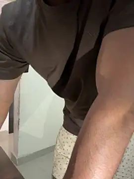 Snapshot of Saifq chatting on 02/17/26, 07:38 Saifq online show from 02/17/26, 07:38