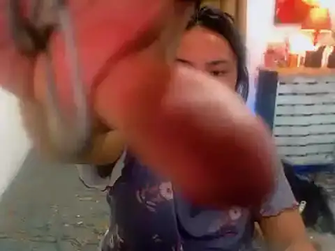 Snapshot of majesticCelina chatting on 09/23/25, 07:33 majesticCelina online show from 09/23/25, 07:33