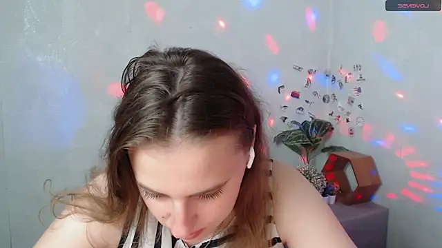Snapshot of AmandaDimond_ chatting on 06/04/26, 02:34 AmandaDimond online show from 06/04/26, 02:34