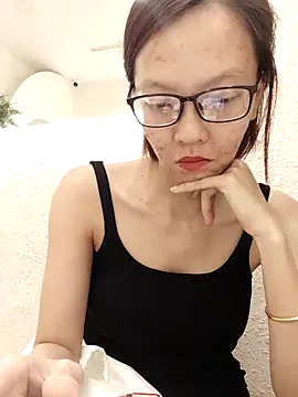 Snapshot of Mint299 chatting on 09/22/25, 07:43 Mint299 online show from 09/22/25, 07:43
