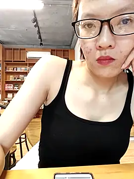 Snapshot of Mint299 chatting on 09/29/25, 07:24 Mint299 online show from 09/29/25, 07:24