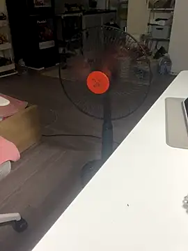 Mina048 online show from 09/27/25, 06:02