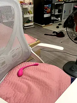 Mina048 online show from 09/29/25, 06:29