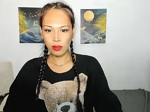 Savanna White online show from 11/14/25, 06:45