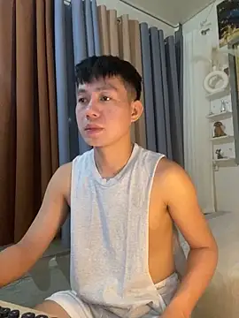 xshyboyx online show from 10/27/25, 11:58