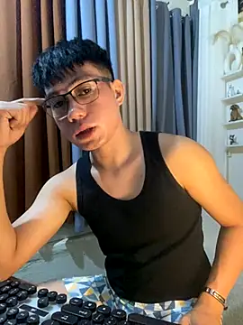 xshyboyx online show from 12/03/25, 12:03