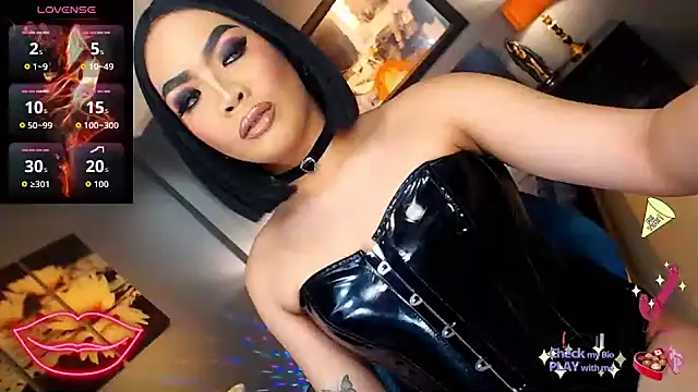 FridaHumphrey online show from 09/25/25, 05:27