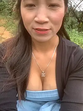 ThiHa003 online show from 11/19/25, 03:39