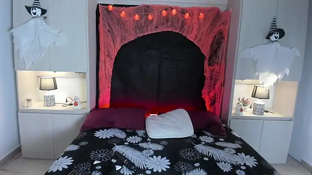 CamiGox online show from 10/16/25, 08:10