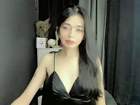 Snapshot of LexiLove chatting on 05/12/26, 01:52 LexiLove online show from 05/12/26, 01:52