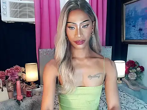 sassylatina online show from 03/10/26, 04:23