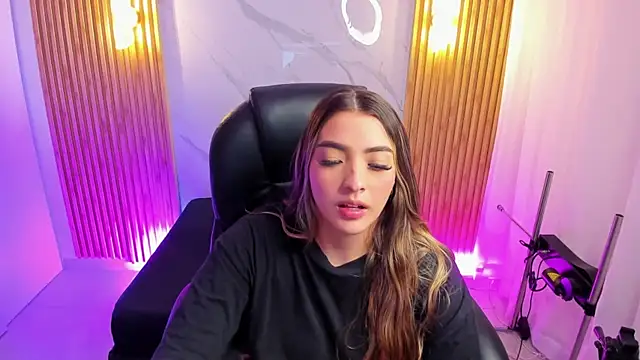 KYLIE JONES6 online show from 11/10/25, 03:05