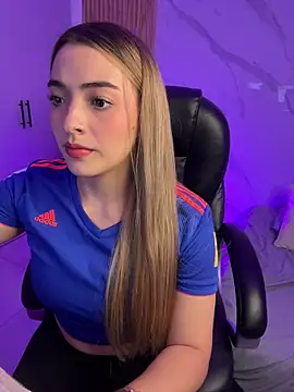 KYLIE JONES6 online show from 06/24/26, 04:11