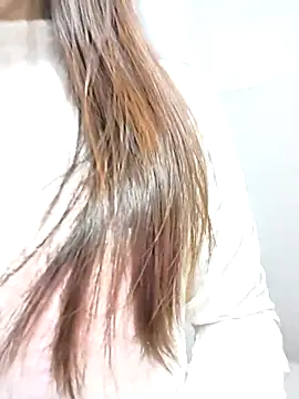 Ariana-Vy online show from 11/20/25, 01:50