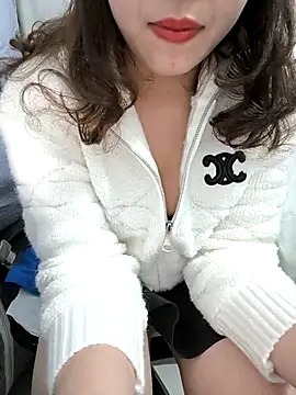 Ariana-Vy online show from 01/10/26, 11:31