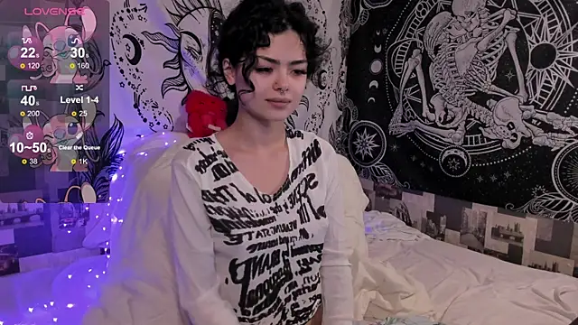 Snapshot of manyunya_ chatting on 09/15/25, 01:44 manyunya  online show from 09/15/25, 01:44