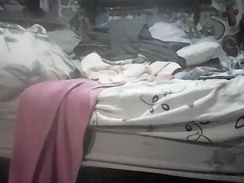 Twoslipperywhenwett online show from 03/13/26, 04:46