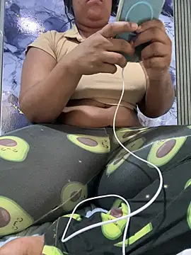 Snapshot of Sam_Blue chatting on 07/19/26, 05:05 Sam Blue online show from 07/19/26, 05:05