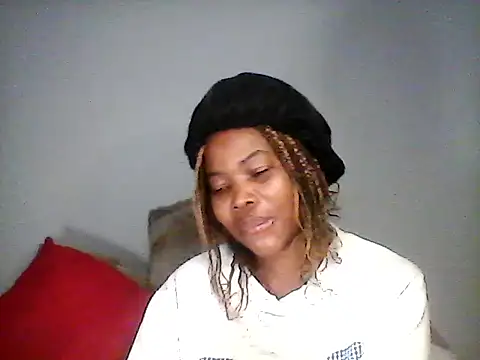 Snapshot of CharlotteXXX chatting on 05/08/26, 10:53 CharlotteXXX online show from 05/08/26, 10:53