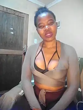 Snapshot of CharlotteXXX chatting on 06/13/26, 10:51 CharlotteXXX online show from 06/13/26, 10:51