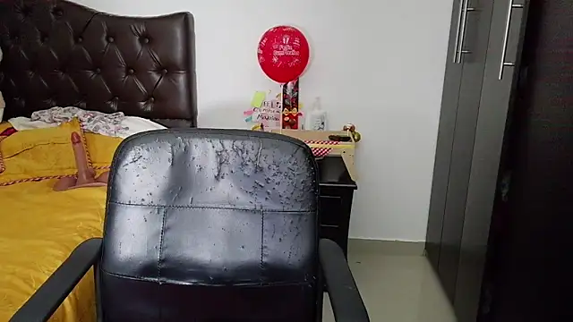 Snapshot of Grace_mature_milf chatting on 07/08/26, 11:20 Grace mature milf online show from 07/08/26, 11:20