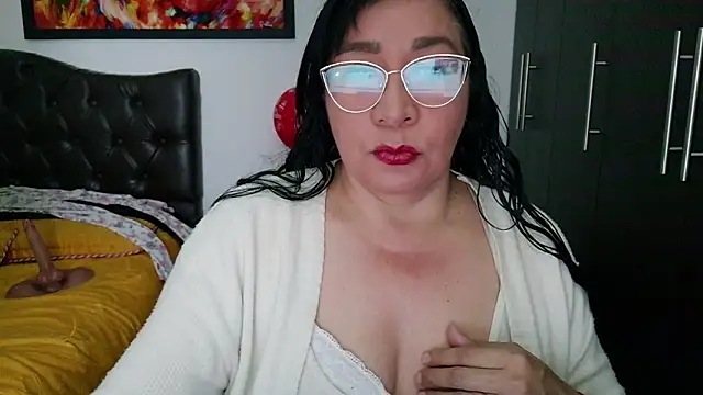 Snapshot of Grace_mature_milf chatting on 07/10/26, 11:35 Grace mature milf online show from 07/10/26, 11:35
