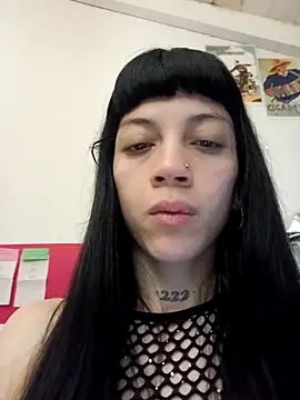 Snapshot of Paula_Alameda chatting on 09/30/25, 10:04 Paula Alameda online show from 09/30/25, 10:04